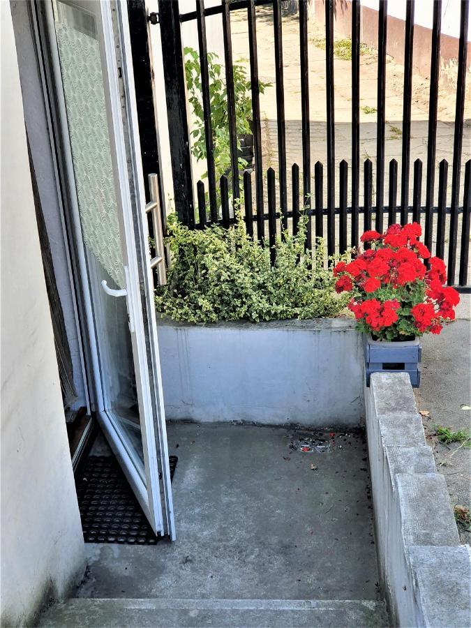 Fajne Stylowe Studio Z Aneksem Kuchennym Apartamento Poznań Exterior foto